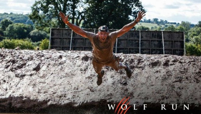 The-Wolf-Run-Mud-Man-Jump